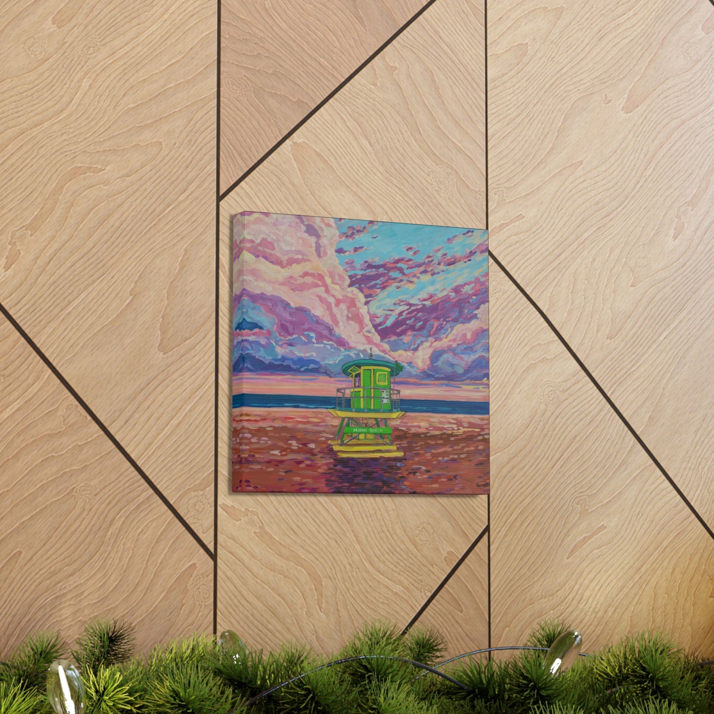 Green lifeguard station Miami Beach— Gallery Wrapped Canvas Reproductions