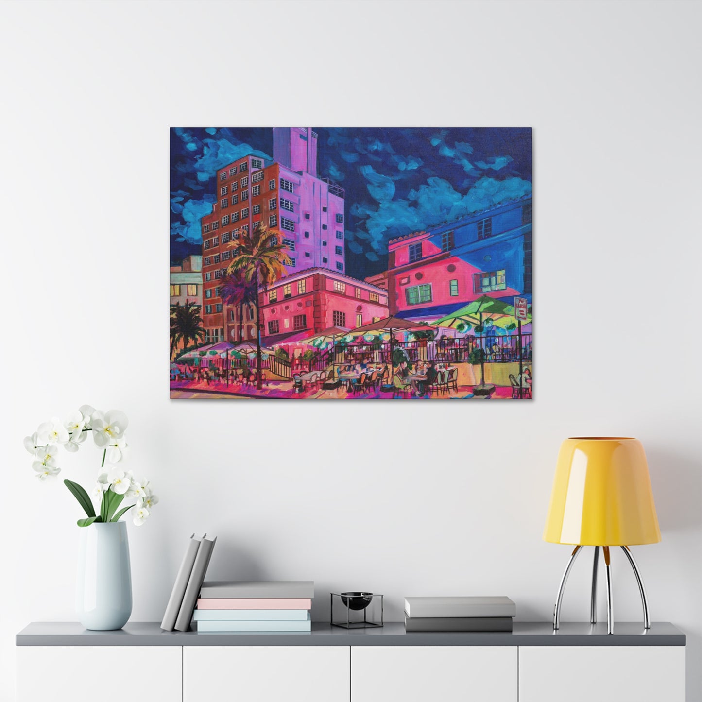 Les Deux Fontaines and the Tides South Beach Condo Miami— Gallery Wrapped Canvas Reproduction